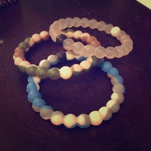 Small Lokai